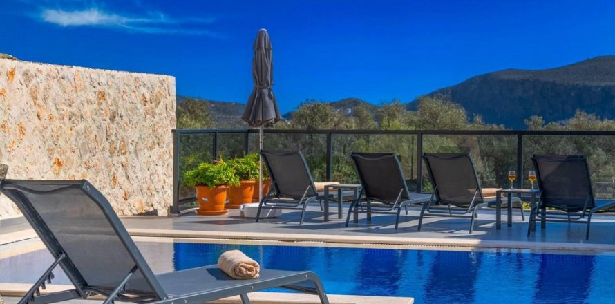 Villa  3+1  Kalkan, Antalya, Türkiye №232589