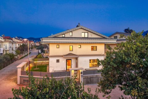 8+1 Villa  in Fethiye, Mugla, Türkei Nr. 225519