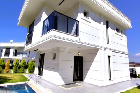 for sale  in Kusadasi, Aydin, Turkey, 5 bedrooms, 150m2, No. 221475 – photo 11