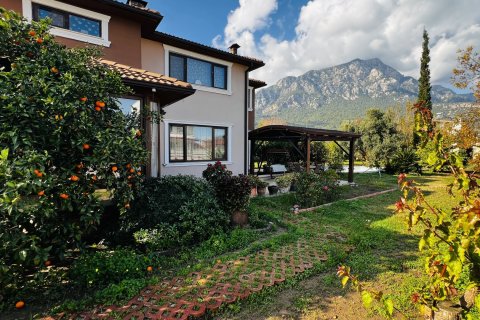3+1 Villa  i Kemer, Antalya, Tyrkia Nr. 215540 - 2