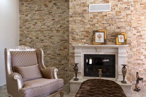 Villa for sale  in Milas, Mugla, Turkey, 5 bedrooms, 39000m2, No. 216193 – photo 12