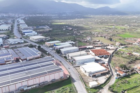 Коммерческая недвижимость  2000м2 в Кемальпаше, Измир, Турция №223277