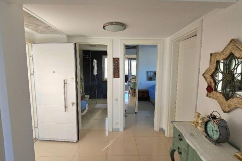 Продажа квартиры в Бодруме, Мугле, Турция 2+1, 110м2, №212652 – фото 15