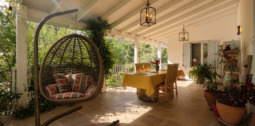 Вилла  3+1 в Калкане, Анталья, Турция №212905