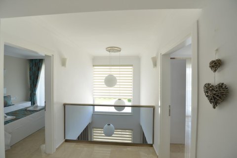Villa for sale in Oludeniz, Fethiye, Mugla, Turkey, 4 bedrooms, 200m2, No. 226552 – photo 14