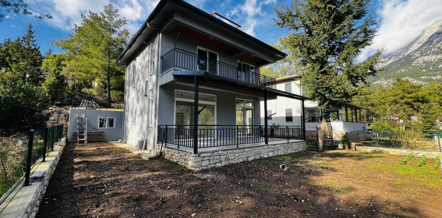 2+1 Villa in Kemer, Antalya, Turkey No. 216292