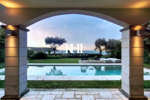 ویلا در  Turkbuku ، ترکیه 4 خوابه ، 350 متر مربع.  شماره 215746