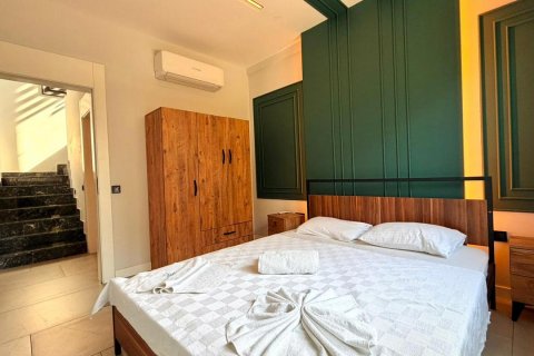    Kuşadası, Aydın, Türkiye №221219 - 18