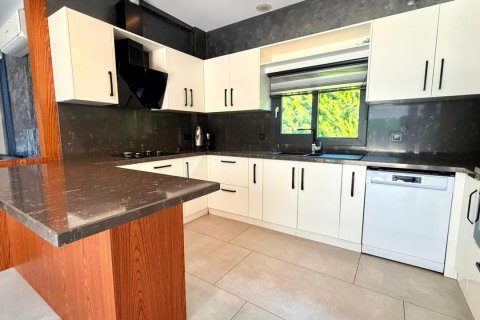    Kuşadası, Aydın, Türkiye №221219 - 16