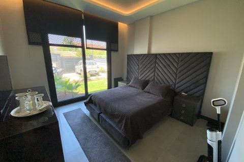 for sale  in Izmir, Turkey, 4 bedrooms, 330m2, No. 228871 – photo 6