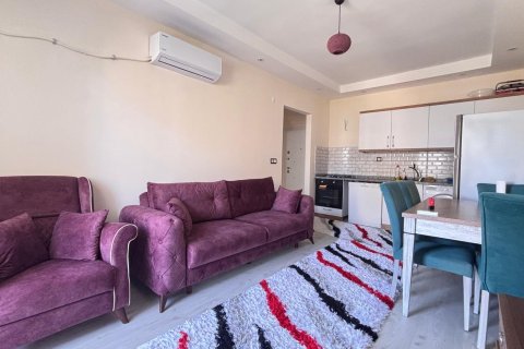 1+1 Apartment  in Mahmutlar, Antalya, Turkey No. 226758