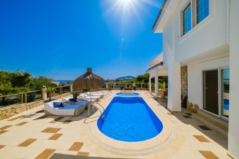 ویلا در  Alanya ، ترکیه 4 خوابه ، 276 متر مربع.  شماره 215512 - 9