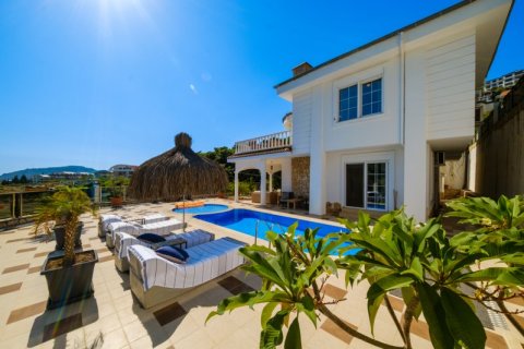 ویلا در  Alanya ، ترکیه 4 خوابه ، 276 متر مربع.  شماره 215512 - 2