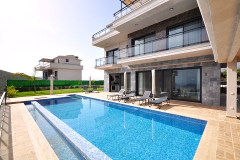 4+1 Villa  i Kalkan, Antalya, Turkiet Nr. 217119 - 3