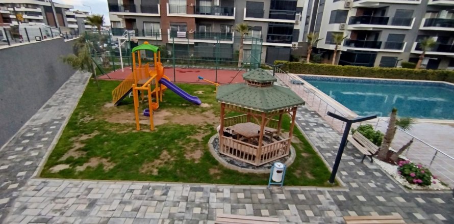 2+1 Apartment in Kusadasi, Aydin, Turkey No. 215591