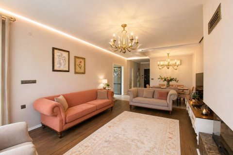 ویلا در  Izmir ، ترکیه 6 خوابه ، 350 متر مربع.  شماره 225148 - 22