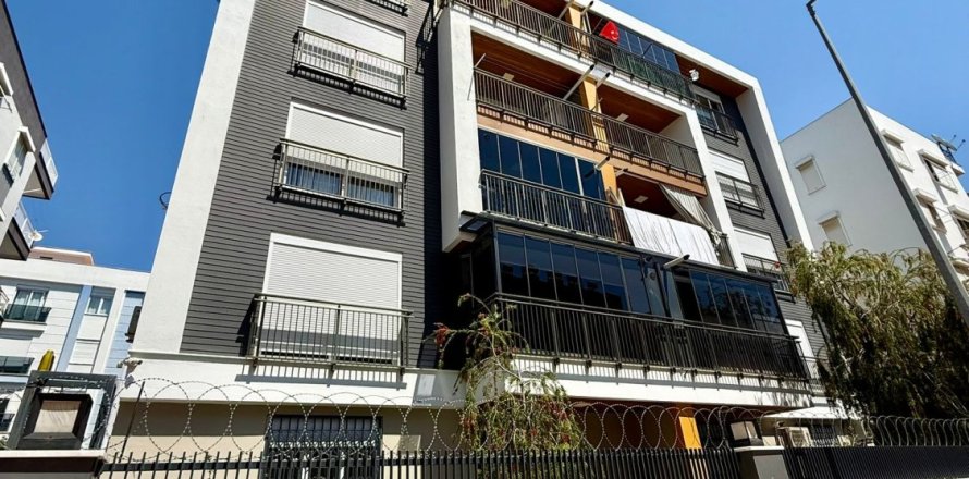 4+1 Lejlighed  i Antalya, Tyrkiet Nr. 225320