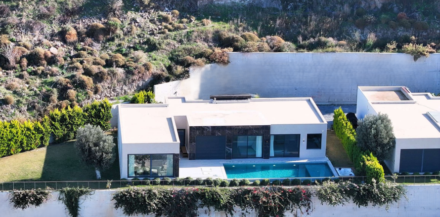 4+1 Villa  in Turgutreis, Mugla, Türkei Nr. 223275