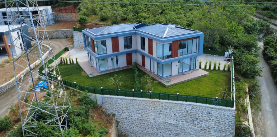 3+1 Villa i Trabzon, Turkiet Nr. 228879