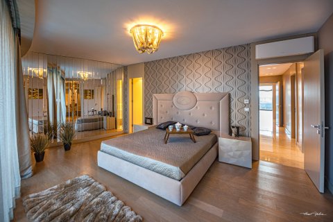 آپارتمان در Üsküdar،  Istanbul ، ترکیه 4 خوابه ، 338 متر مربع.  شماره 215117 - 10
