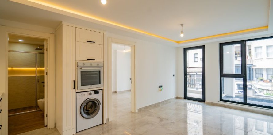 Квартира  1+1 в Аланье, Анталья, Турция №221474