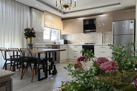 4+1 Lägenhet  i Konyaalti, Antalya, Turkiet Nr. 227344