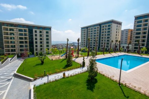 2+1 Lejlighed  i Bueyuekcekmece, Istanbul, Tyrkiet Nr. 221656 - 2