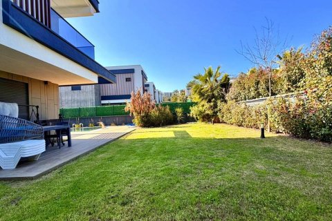    Kuşadası, Aydın, Türkiye №221219 - 29