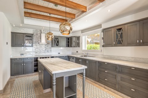 Villa for sale  in Bodrum, Mugla, Turkey, 6 bedrooms, 260m2, No. 215369 – photo 12