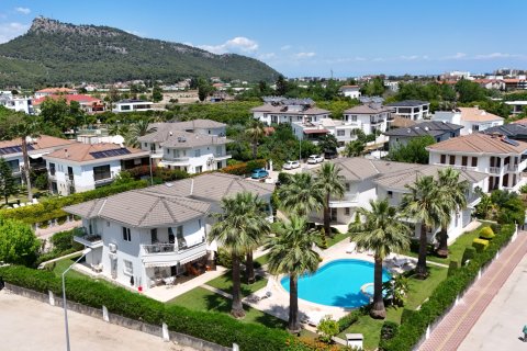 Apartment for sale in Kemer, Antalya, Turkey, 2 bedrooms, 80m2, No. 215031 – photo 2