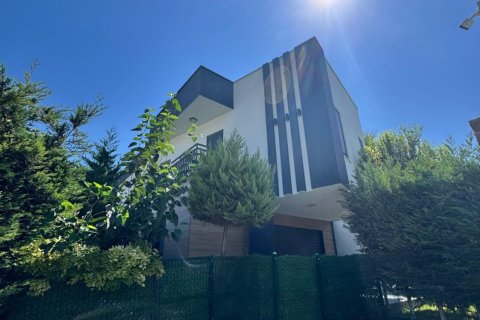 Продажа виллы в Кушадасы, Айдыне, Турция 4+1, 230м2, №215764 – фото 6