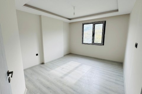 2+1 Lägenhet i Trabzon, Turkiet Nr. 228564 - 2