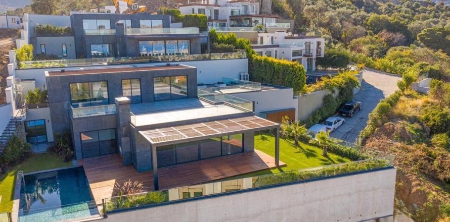 5+1 Villa  in Yalikavak, Mugla, Türkei Nr. 216274