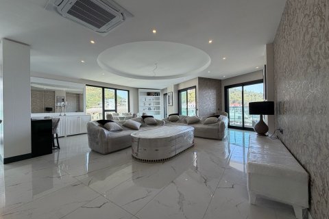 Продажа квартиры  в Каргыджаке, Аланье, Анталье, Турция 3+1, 245м2, №228424 – фото 3