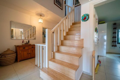 ویلا در Kalkan ، ترکیه 4 خوابه ، 440 متر مربع. شماره 215119 - 2