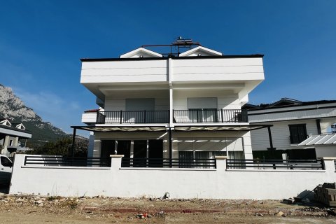 4+1 Villa  i Kemer, Antalya, Tyrkiet Nr. 215592 - 3