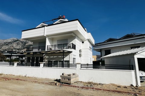 4+1 Villa  i Kemer, Antalya, Tyrkiet Nr. 215592