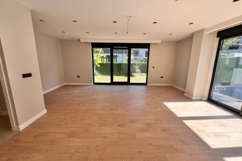 Продажа виллы  в Коньяалты, Анталье, Турция 6+1, 250м2, №211983 – фото 21