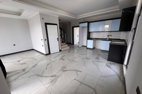 3+1 Takvåning  i Alanya, Antalya, Turkiet Nr. 223142 - 3