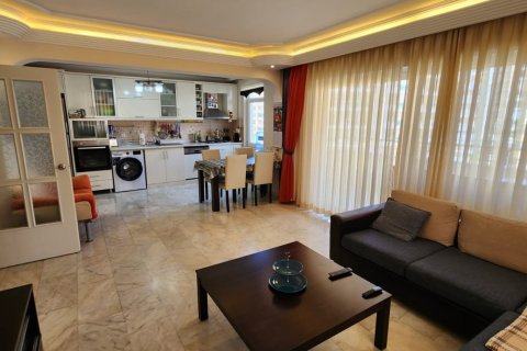2+1 Leilighet  i Mahmutlar, Antalya, Tyrkia Nr. 238030