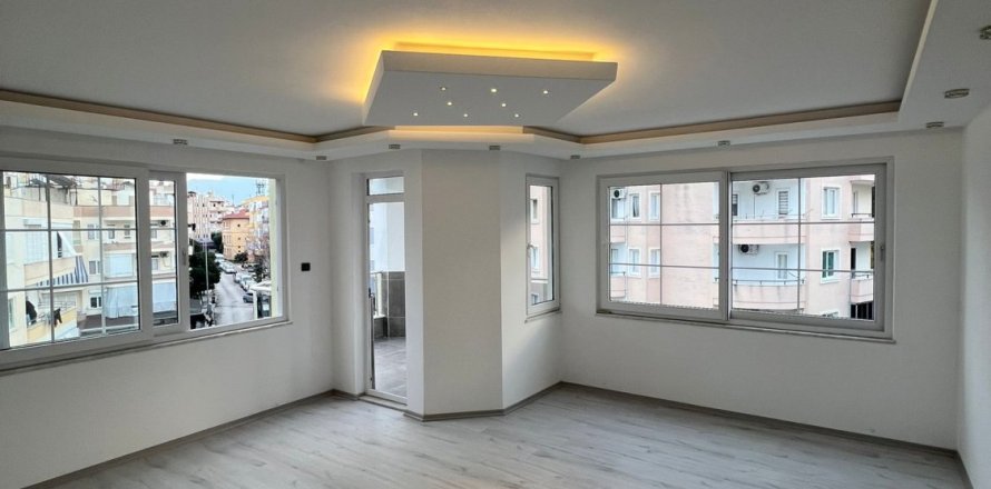 2+1 Leilighet  i Alanya, Antalya, Tyrkia Nr. 221476