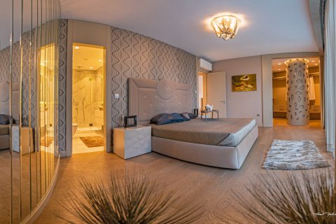 3+1 Lejlighed  i Üsküdar, Istanbul, Tyrkiet Nr. 212649 - 9