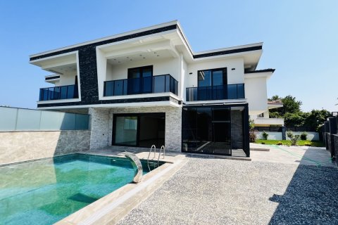 4+2 Villa  in Kemer, Antalya, Turkey No. 215589
