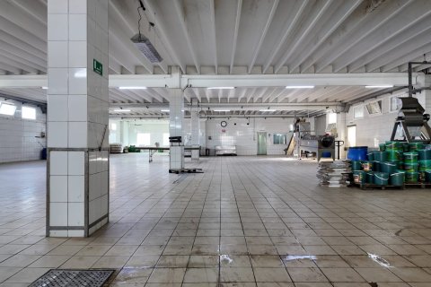 Аренда коммерческой недвижимости  в Кемальпаше, Измире, Турция, 2000м2, №223277 – фото 16