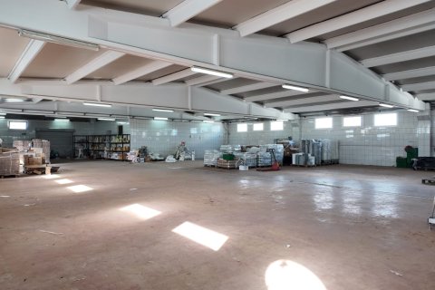 Аренда коммерческой недвижимости  в Кемальпаше, Измире, Турция, 2000м2, №223277 – фото 17