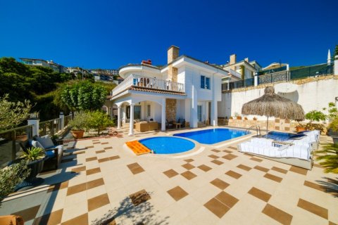 ویلا در  Alanya ، ترکیه 4 خوابه ، 276 متر مربع.  شماره 215512 - 4