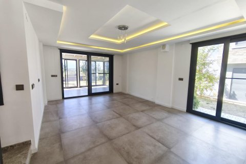 3+1 Villa  i Kusadasi, Aydin, Turkiet Nr. 215924 - 19