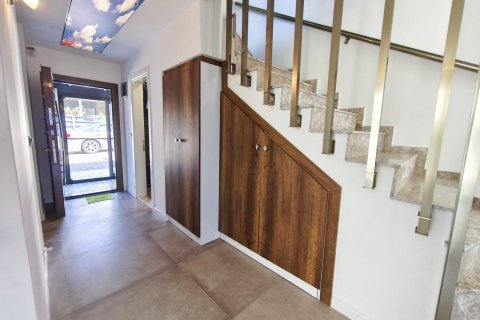 3+1 Villa  i Kusadasi, Aydin, Turkiet Nr. 215924 - 20