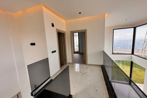3+1 Villa i Trabzon, Turkiet Nr. 228879 - 12