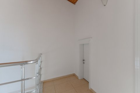 ویلا در Tepe،  Alanya ، ترکیه 190 متر مربع.  شماره 221478 - 23